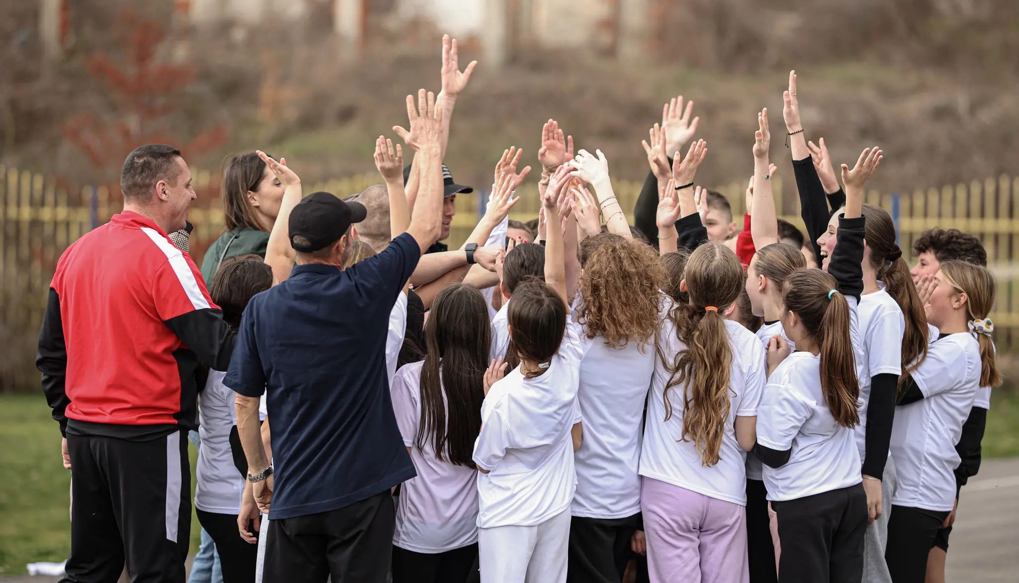 “Sport në Shkolla” në Pejë dhe Gjakovë